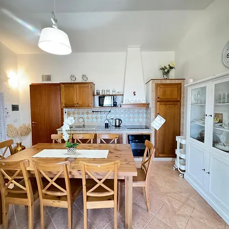 Casa de Férias Con Piscina E Vista Mare Esclusiva Per Coppie E Famiglie, Relax E Tranquillità